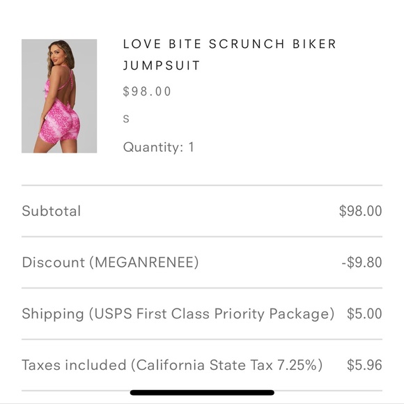 🩷 LiCi Fit - LOVE BITE SCRUNCH BIKER
JUMPSUIT - Small *SOLD OUT!!! 😍 - Picture 6 of 8